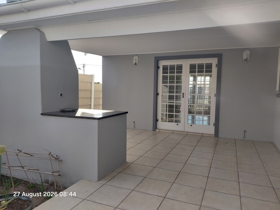 To Let 3 Bedroom Property for Rent in Mount Pleasant Eastern Cape